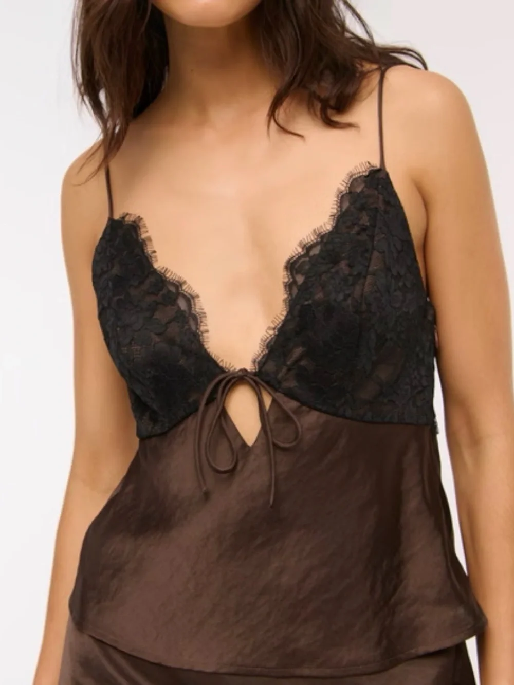 NWT Abercrombie Women’s Bella Tie-Front Cami in Brown - size medium